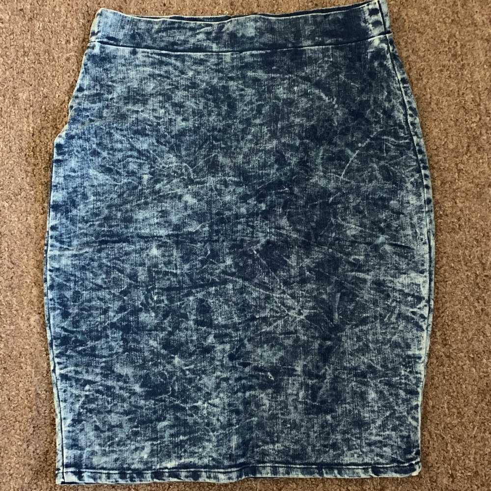Women’s Mini Denim Skirt
